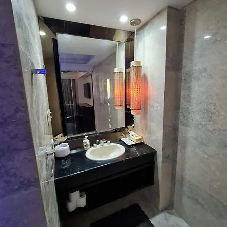 Off Walking St Executive Suite Angeles Exterior photo
