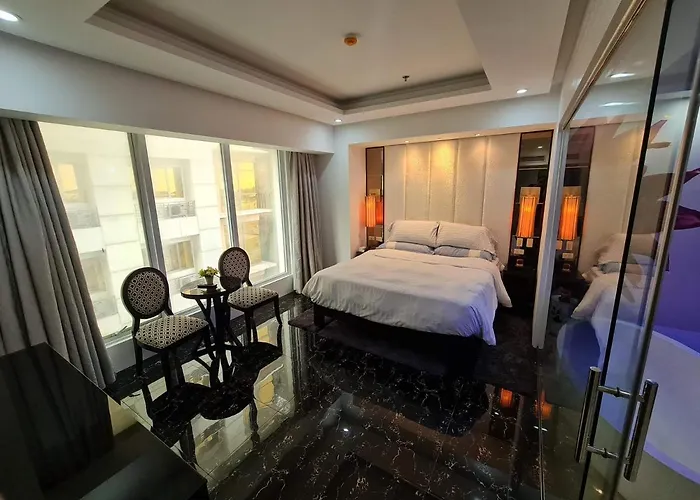Off Walking St Executive Suite