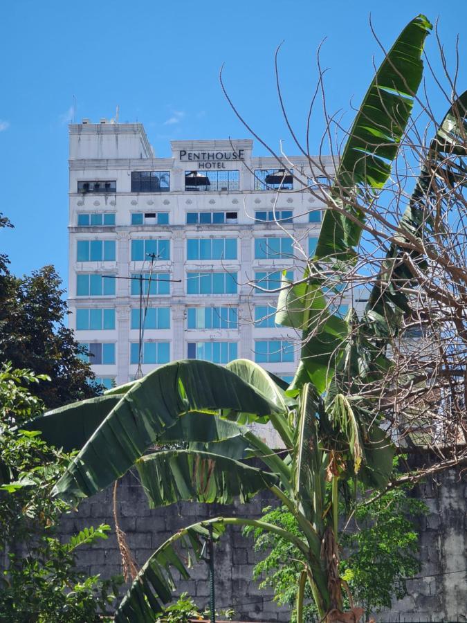 Off Walking St Executive Apartment *