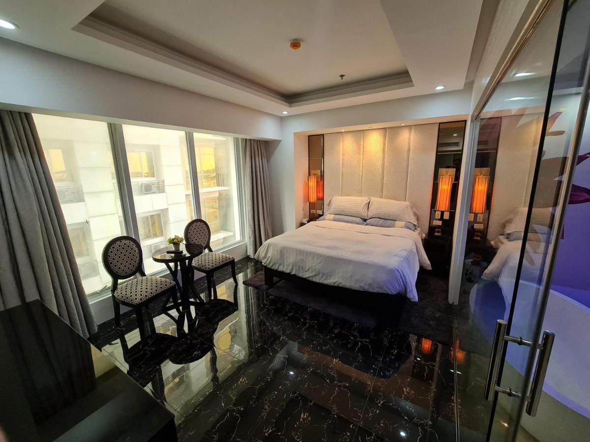 Apartment Off Walking St Executive Angeles